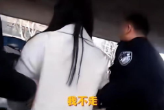 小姐姐铐我,小姐姐的浪漫奇遇记